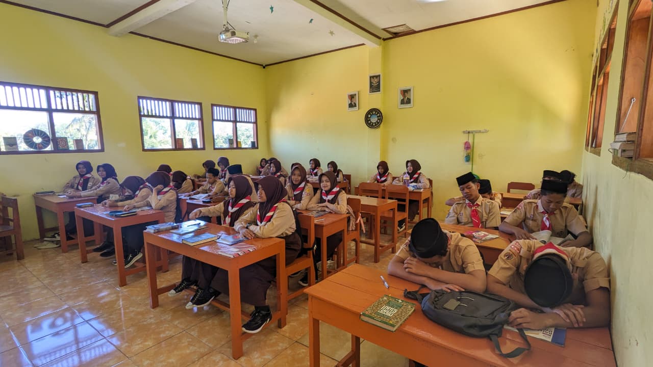 Kegiatan pembelajaran bahasa Inggris 9B